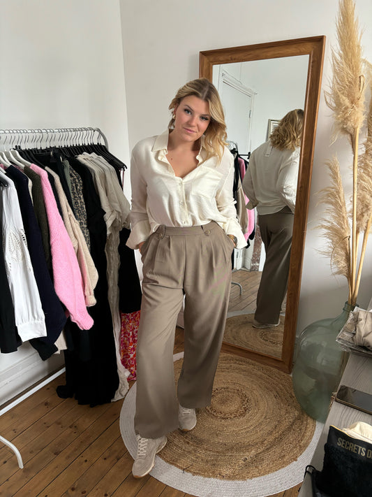 Chemise à poche