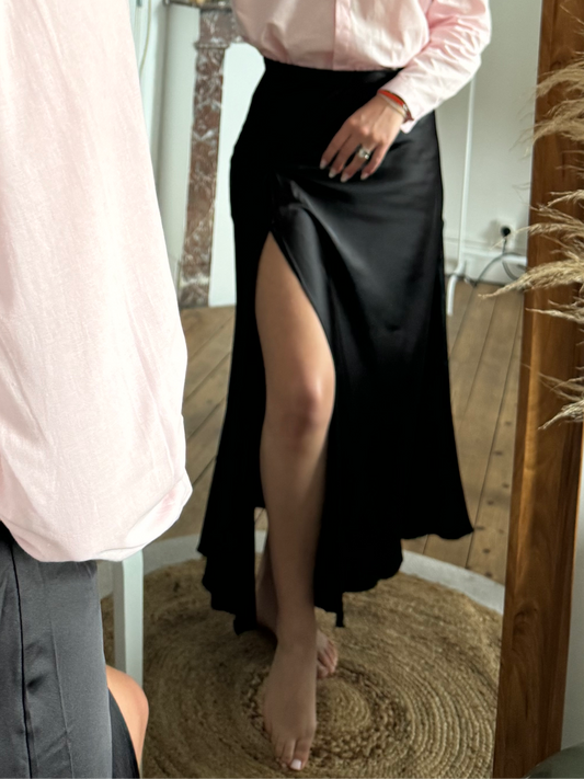 Jupe noir effet satiné